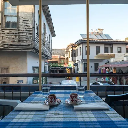 Mavi Avlu - Old Town *