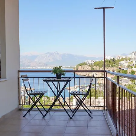 Mavi Avlu - Old Town * 안탈리아