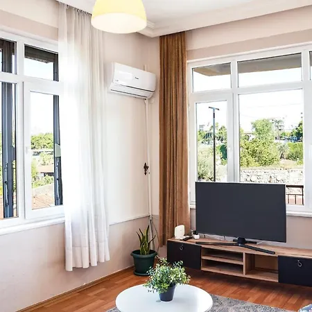 Mavi Avlu - Old Town