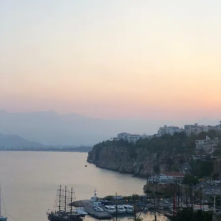 Mavi Avlu - Old Town