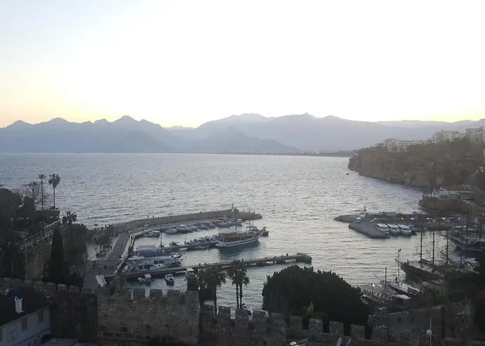 Mavi Avlu - Old Town Daire *