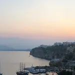 Mavi Avlu - Old Town