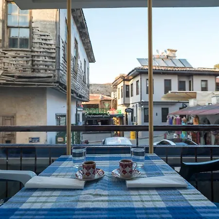 Mavi Avlu - Old Town *