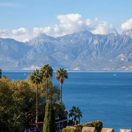 Mavi Avlu - Old Town Appartement Antalya